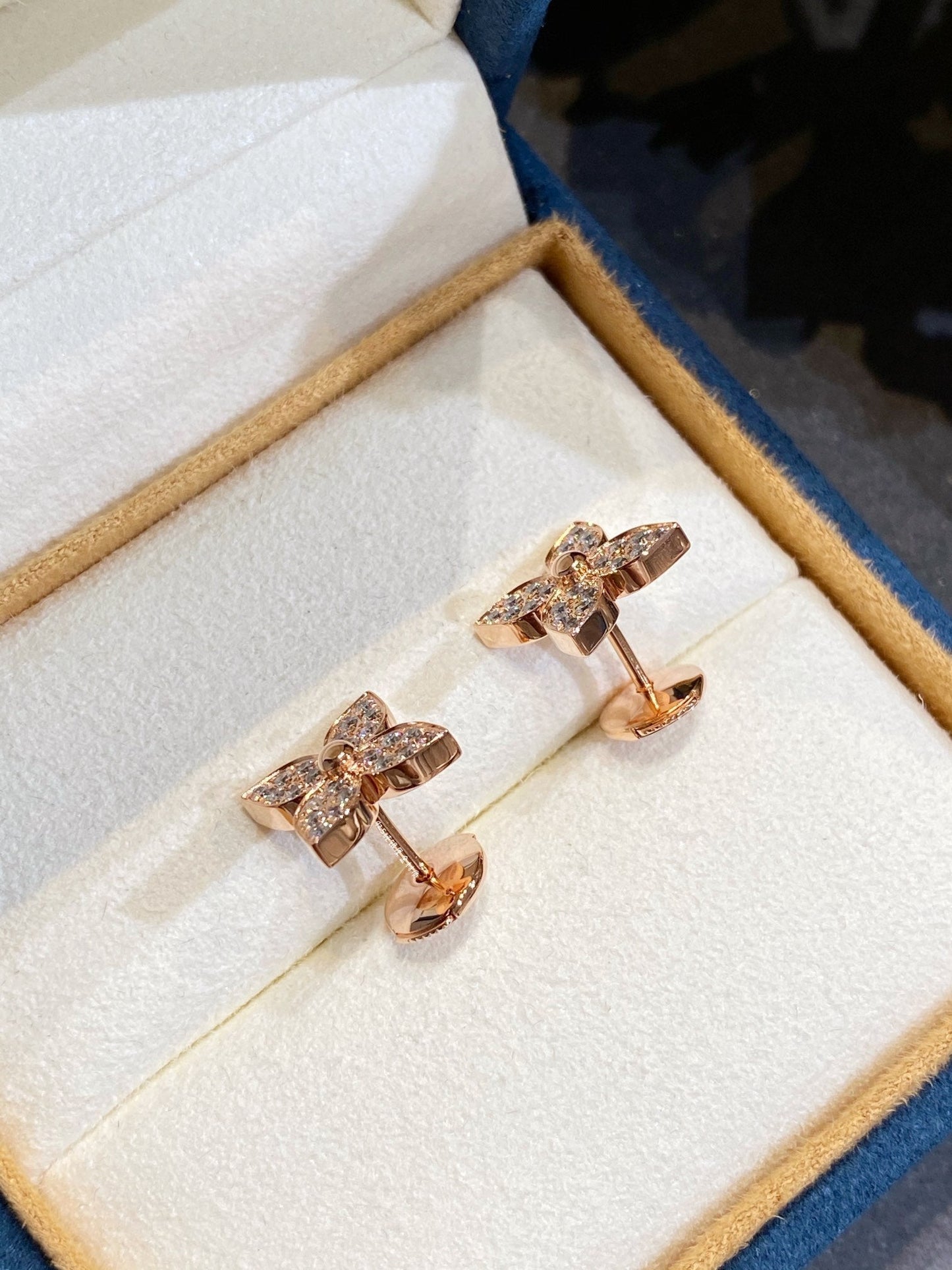 [⭐JeweliWhal]STAR DIAMOND EARRINGS