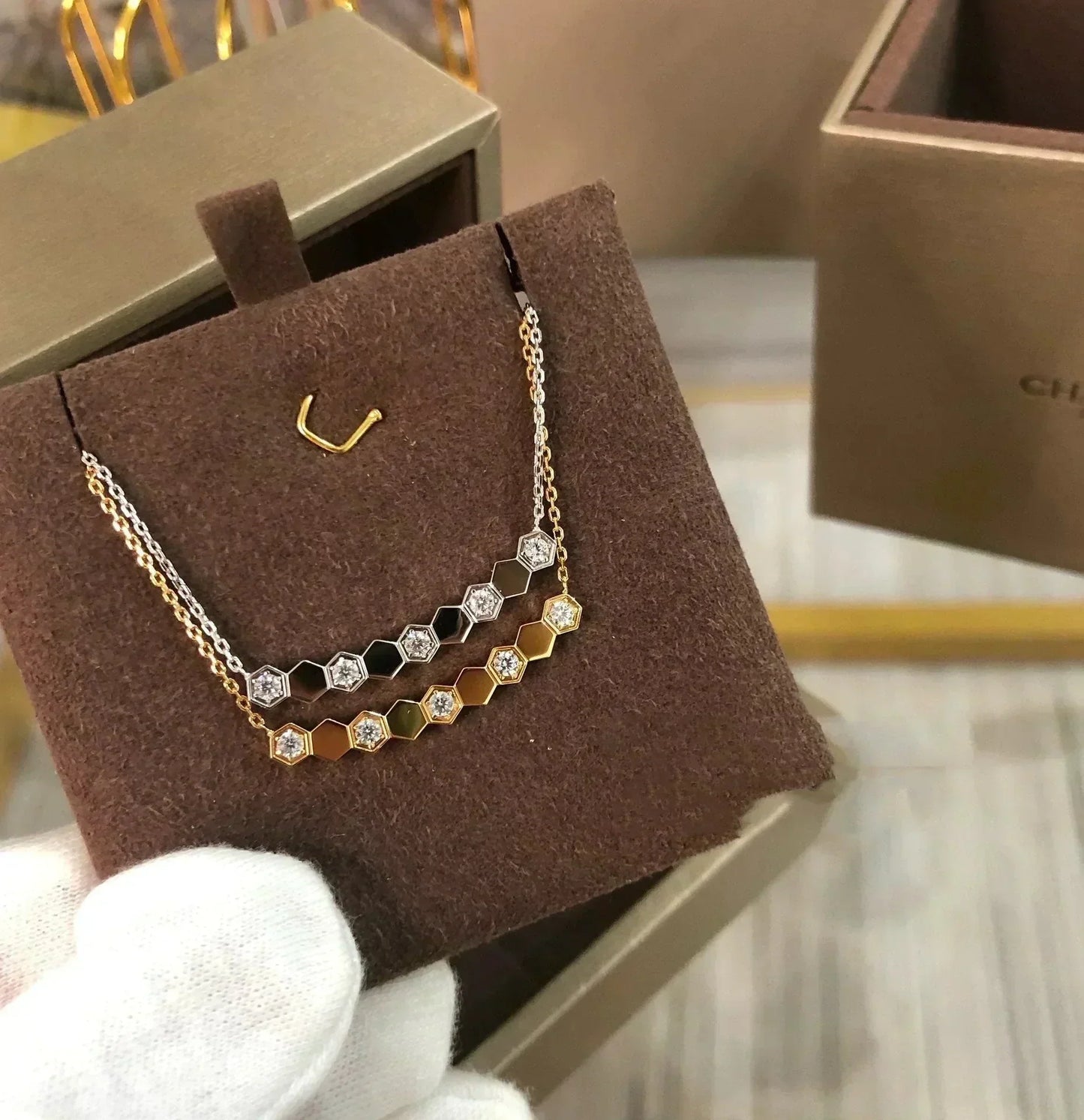 [⭐JeweliWhal]BEE LOVE NECKLACE DIAMOND