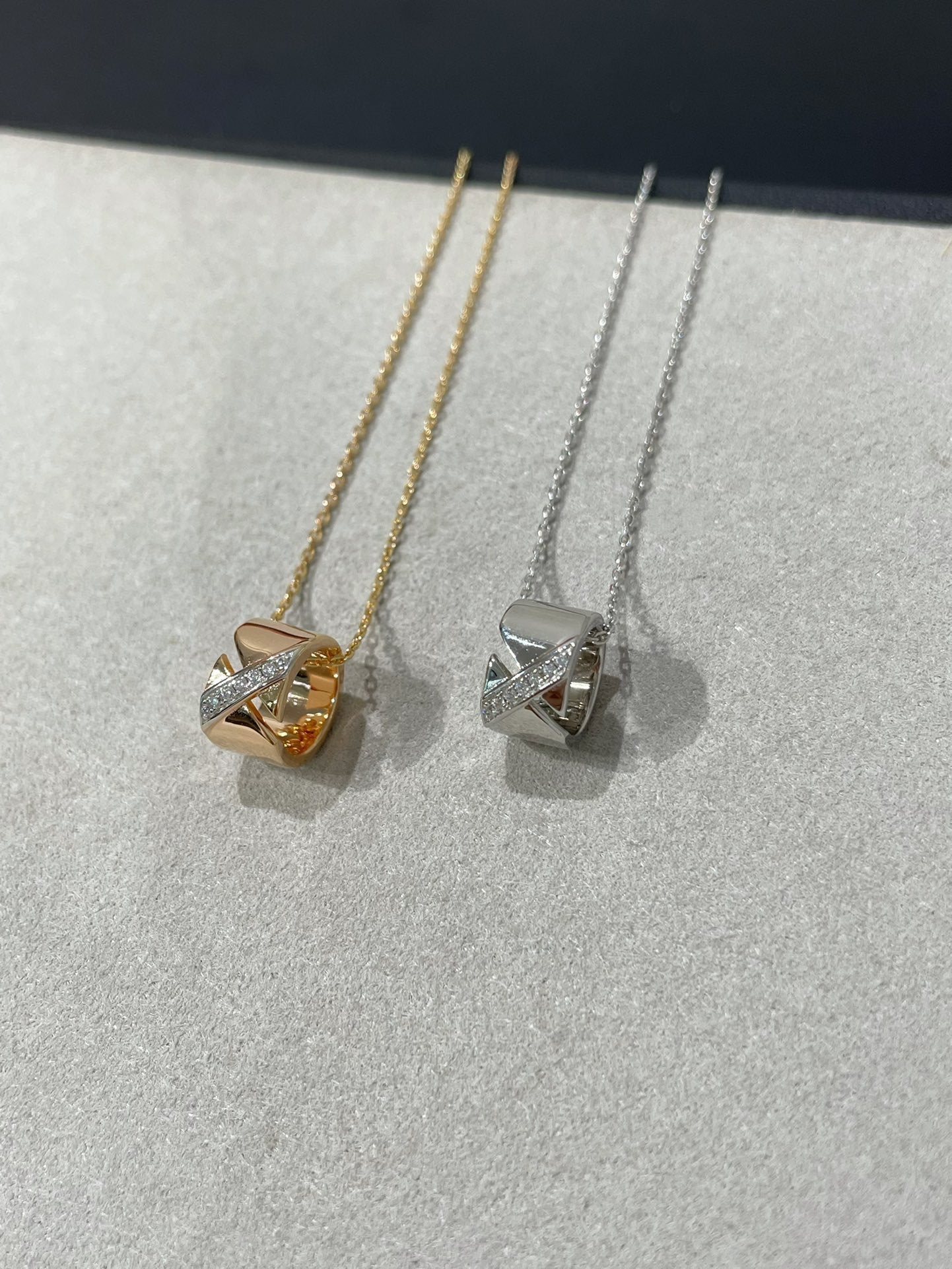 [⭐JeweliWhal]LIENS EVIDENCE DIAMOND NECKLACE