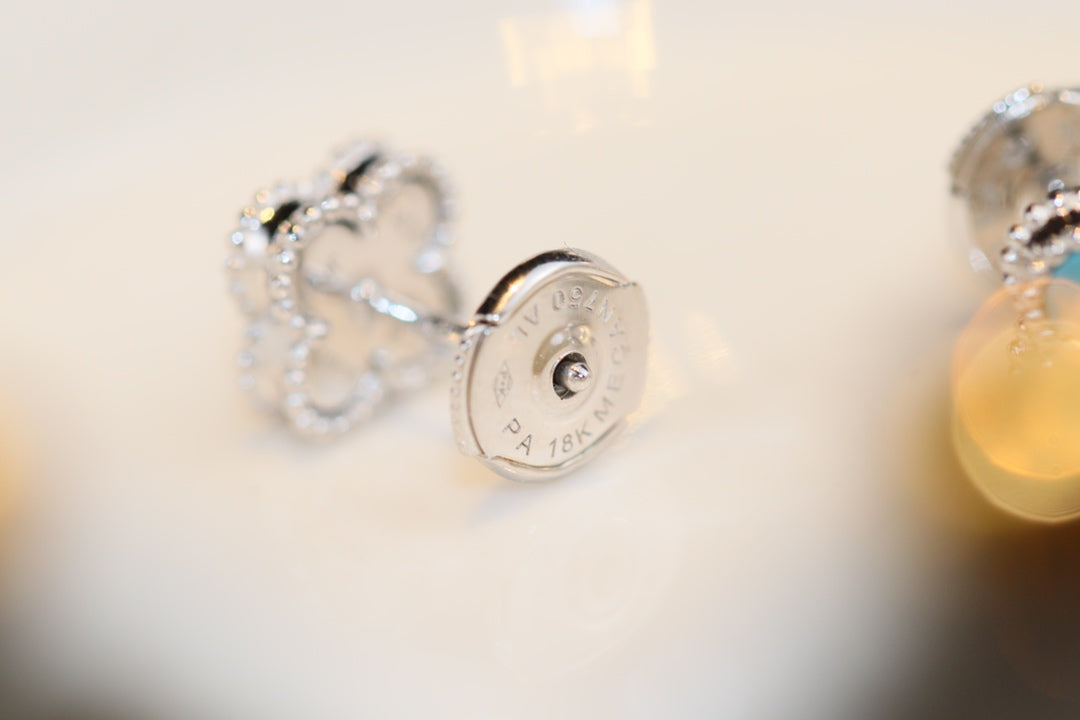 [⭐JeweliWhal]CLOVER MINI TURQUOISE SILVER STUD EARRINGS