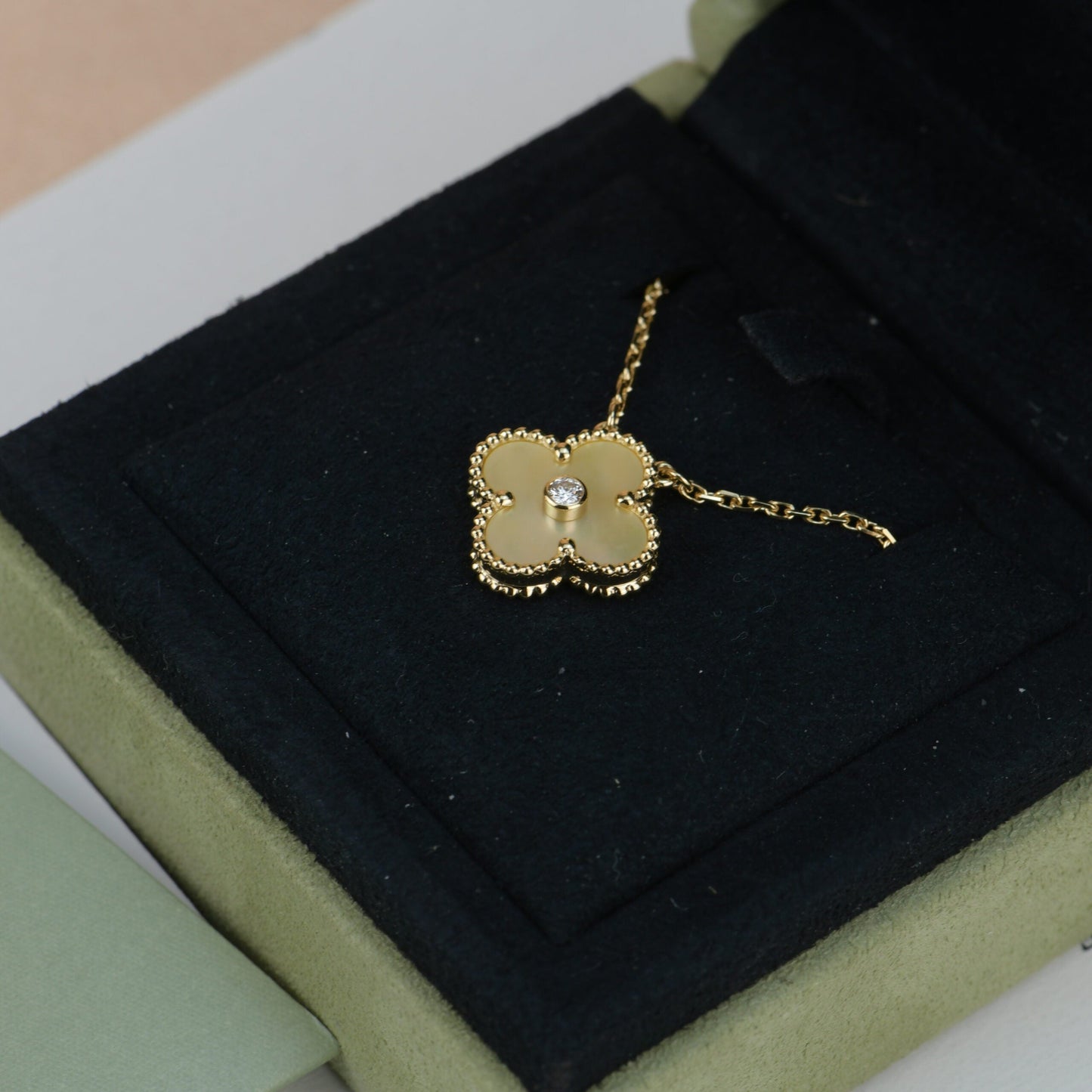 [⭐JeweliWhal]CLOVER 15MM DIAMOND GOLD MOTHER OF PEARL NECKLACE