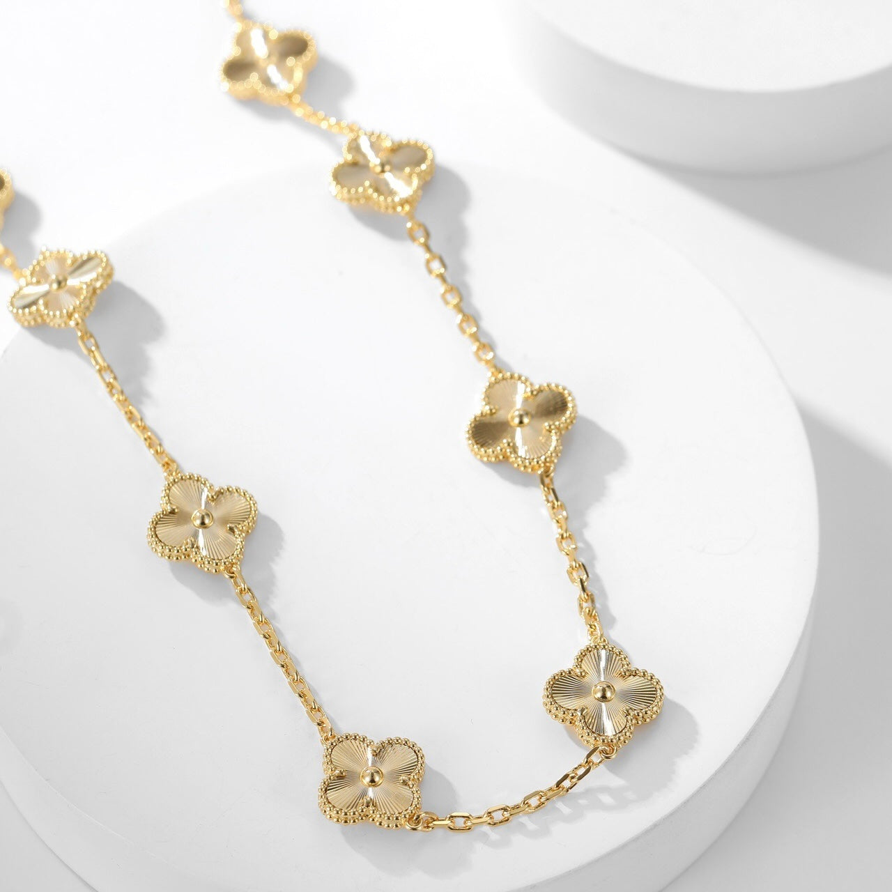 [⭐JeweliWhal]CLOVER 10 MOTIFS LASER NECKLACE