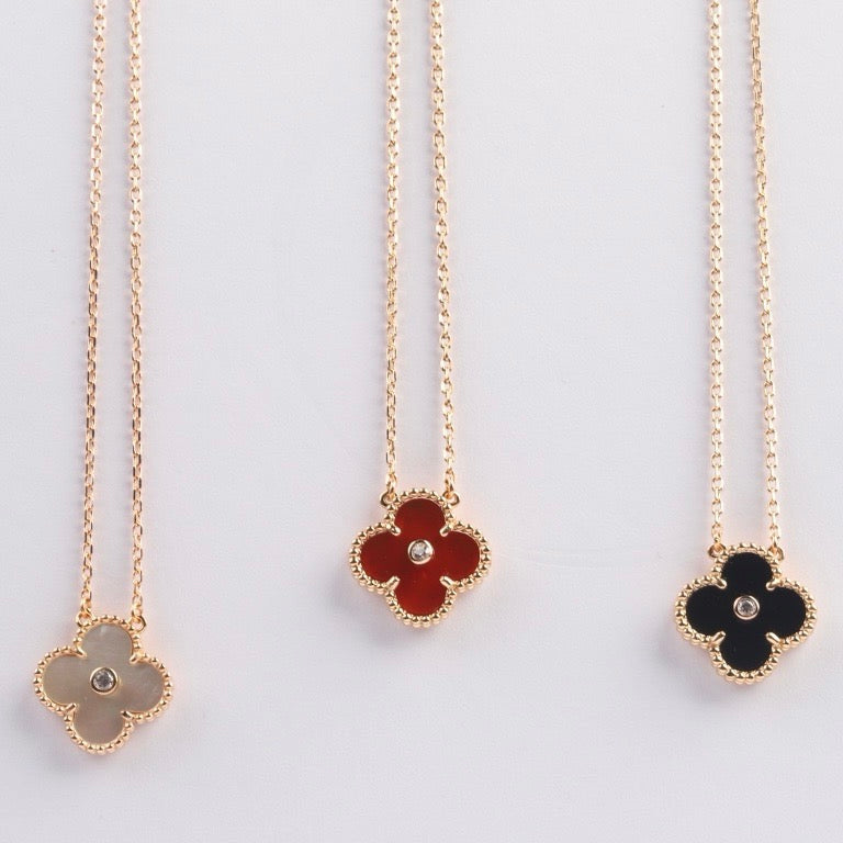 [⭐JeweliWhal]CLOVER 15MM DIAMOND CARNELIAN NECKLACE