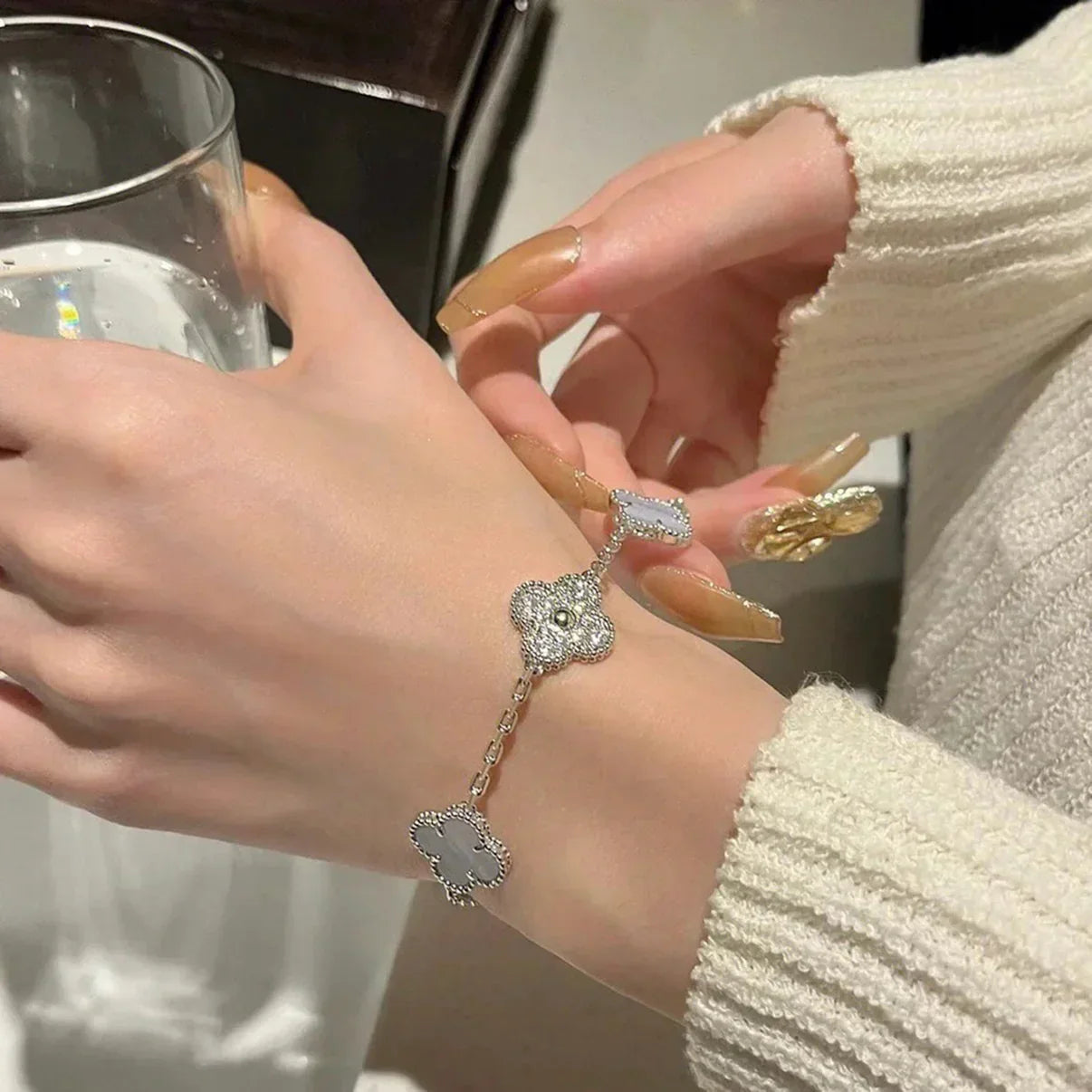 [⭐JeweliWhal] CLOVER 5 MOTIF PURPLE CHALCEDONY BRACELET COLLECTION