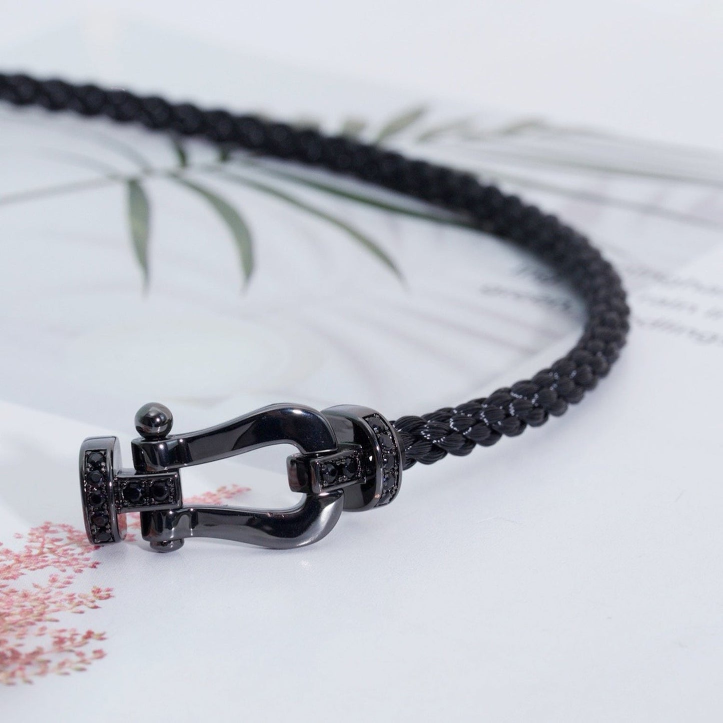 [⭐JeweliWhal]FORCE LARGE SERIES HORSESHOE BLACK SAMURAI BRACELET