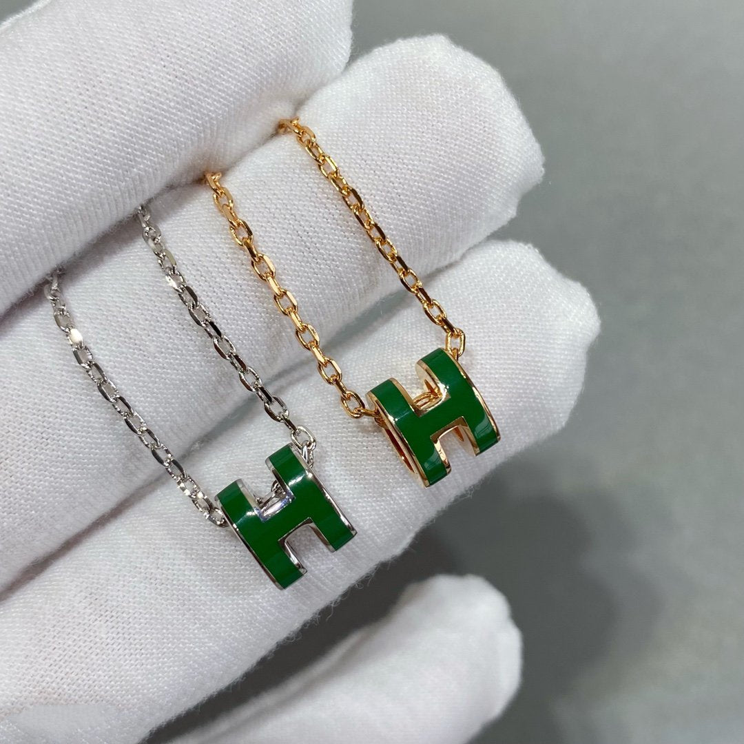 [⭐JeweliWhal]POP H GREEN NECKLACE SILVER AND GOLD