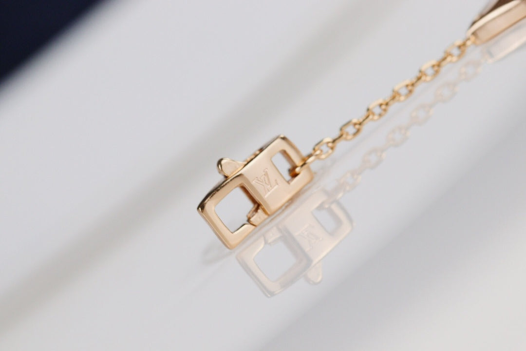 [⭐JeweliWhal]LEAF CLOVER BRACELET