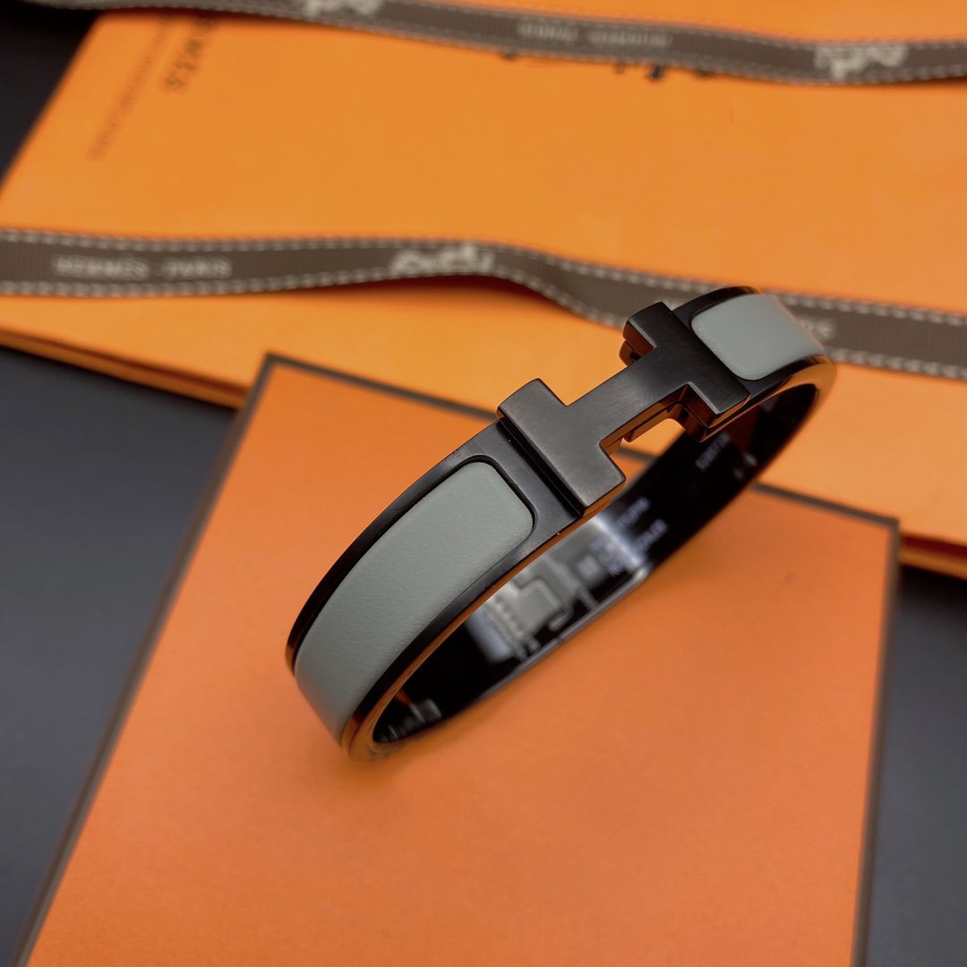 [⭐JeweliWhal]CLIC HM SO BLACK GREY BRACELET