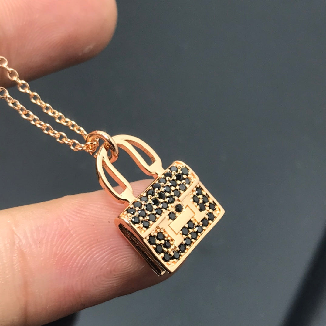 [⭐JeweliWhal]HM NECKLACE ARRIVAL BLACK DIAMOND
