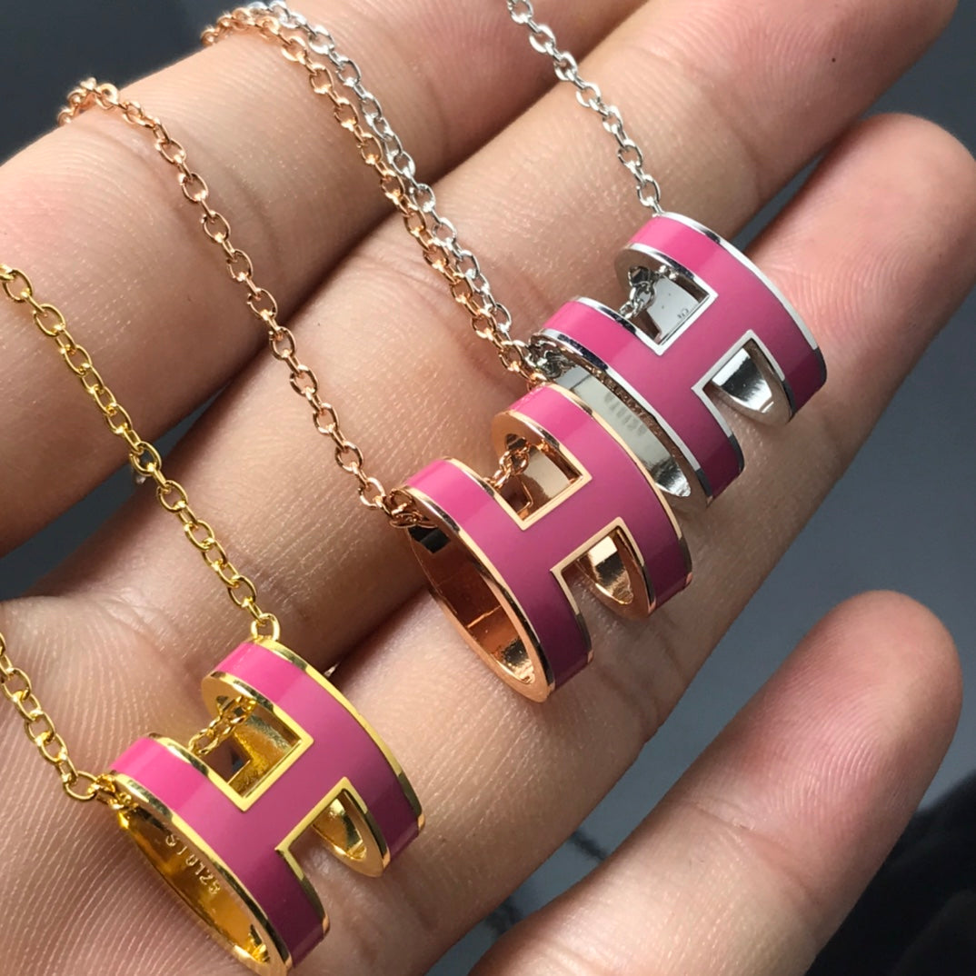 [⭐JeweliWhal]H NECKLACE PINK