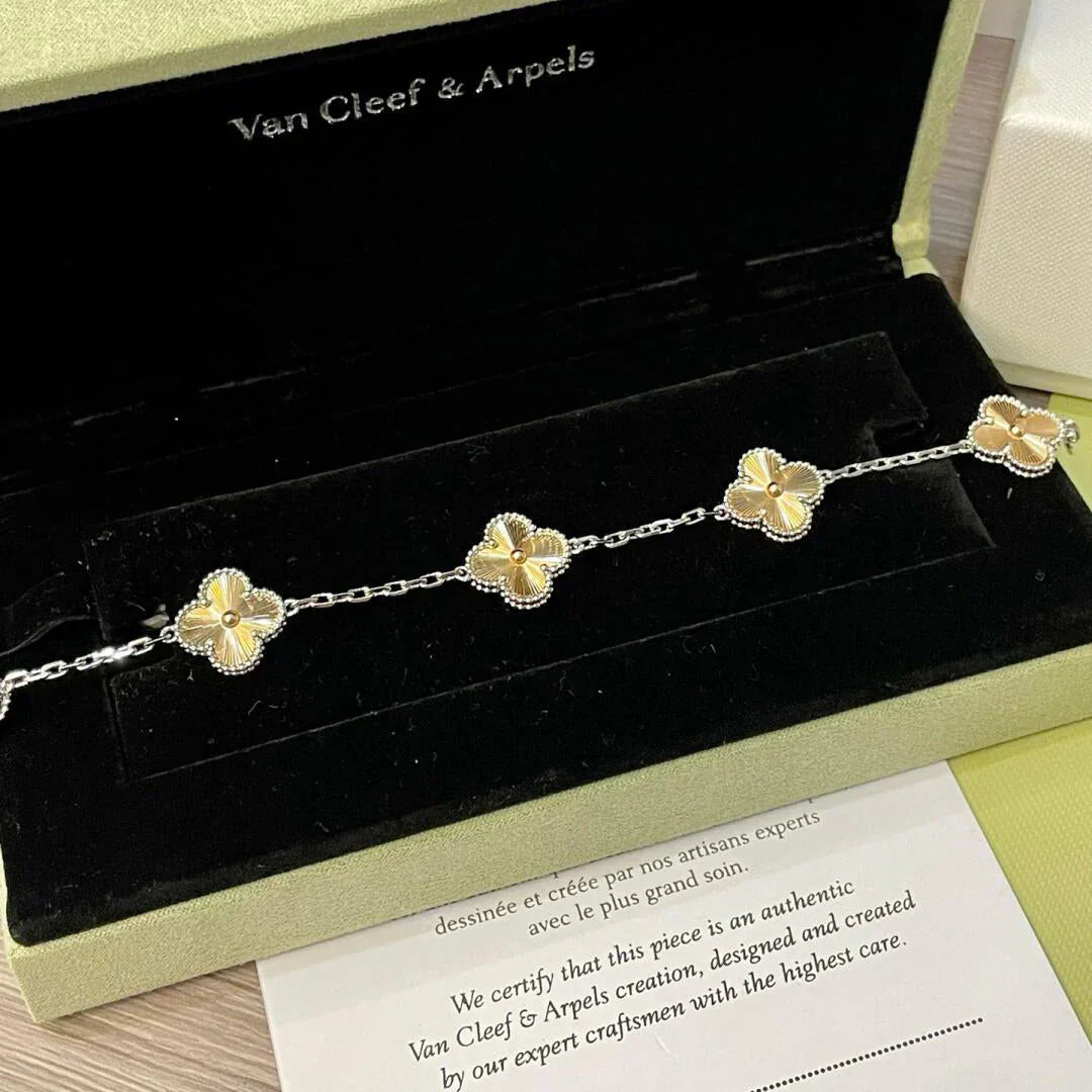 [⭐JeweliWhal] CLOVER 5 MOTIF LASER BRACELET COLLECTION