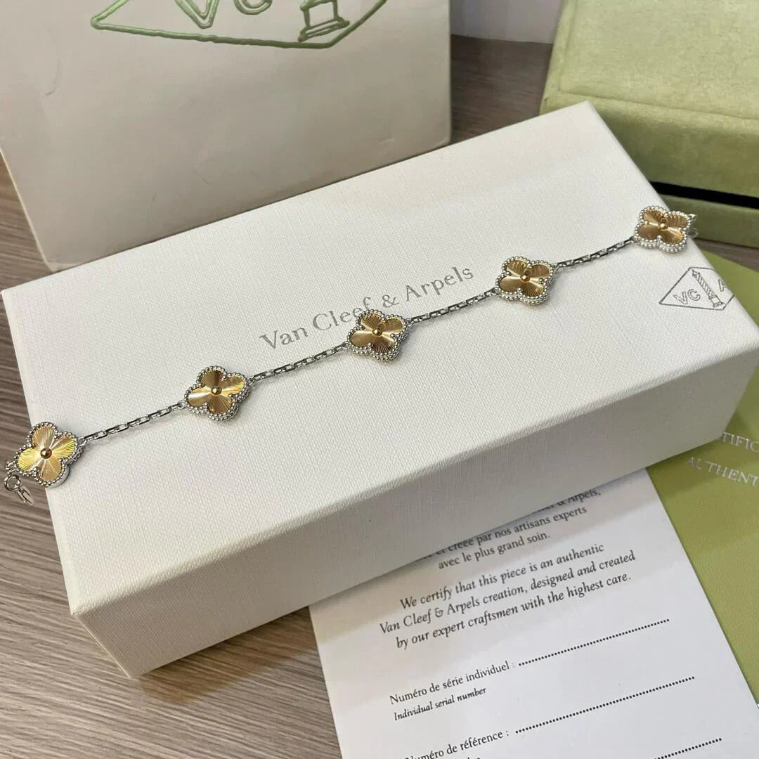 [⭐JeweliWhal] CLOVER 5 MOTIF LASER BRACELET COLLECTION