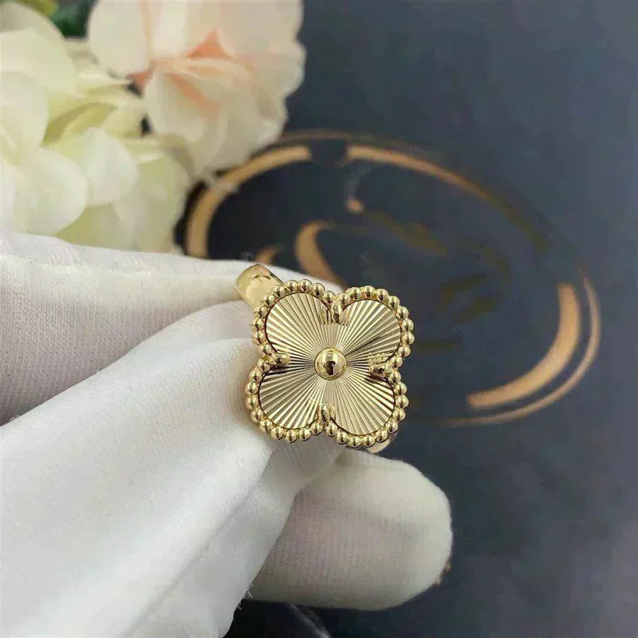[⭐JeweliWhal]CLOVER GOLD RING